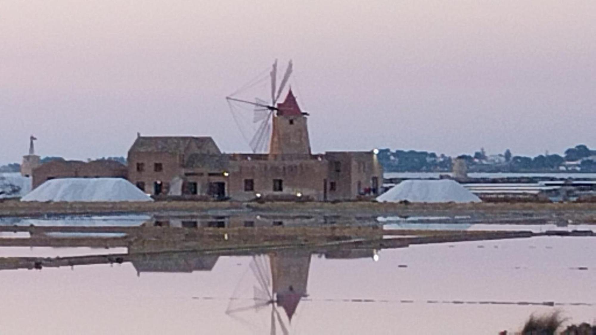 Casa Vacanze Lo Stagnone Da Rosita Marsala Exteriör bild